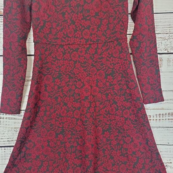 LOFT Red Black Floral Embossed Whimsigoth Midi Dress Size XS Fit & Flare NWT - Picture 6 of 11